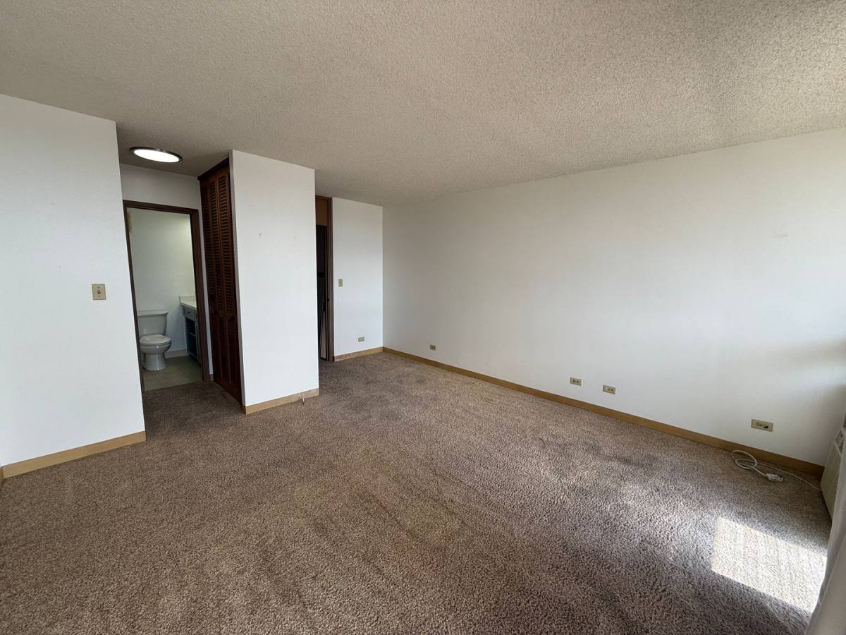 Apartment for rent at 500 University Ave, Honolulu, HI 96826