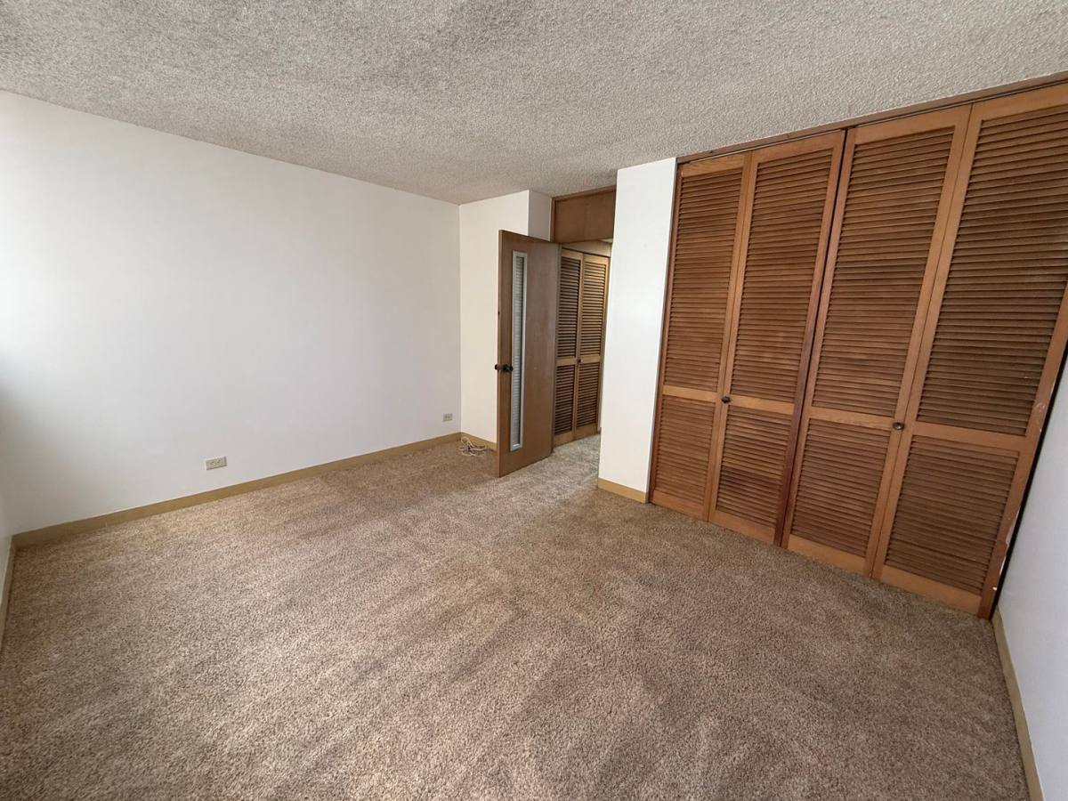Apartment for rent at 500 University Ave, Honolulu, HI 96826