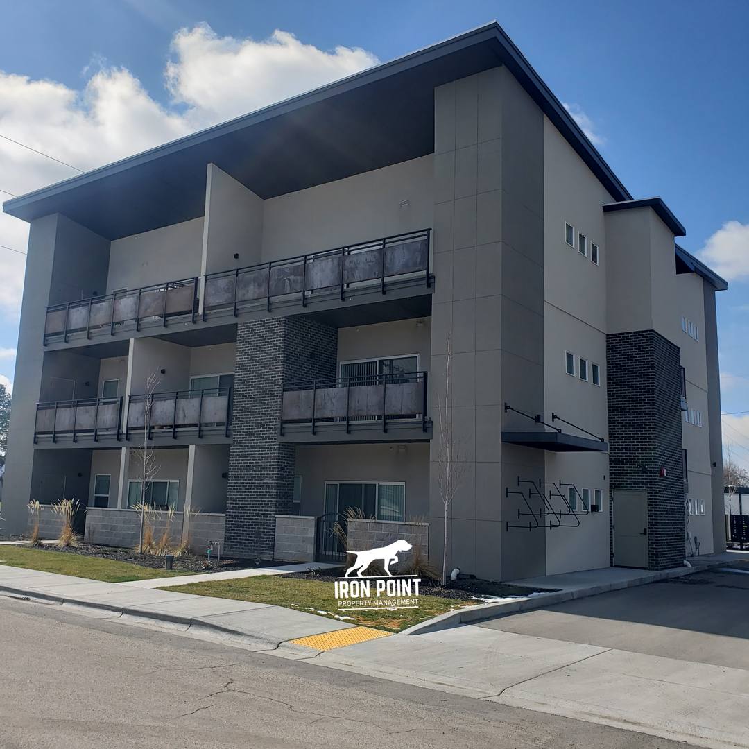 Apartment for rent at 3940 W Overland Rd, Boise, ID 83705