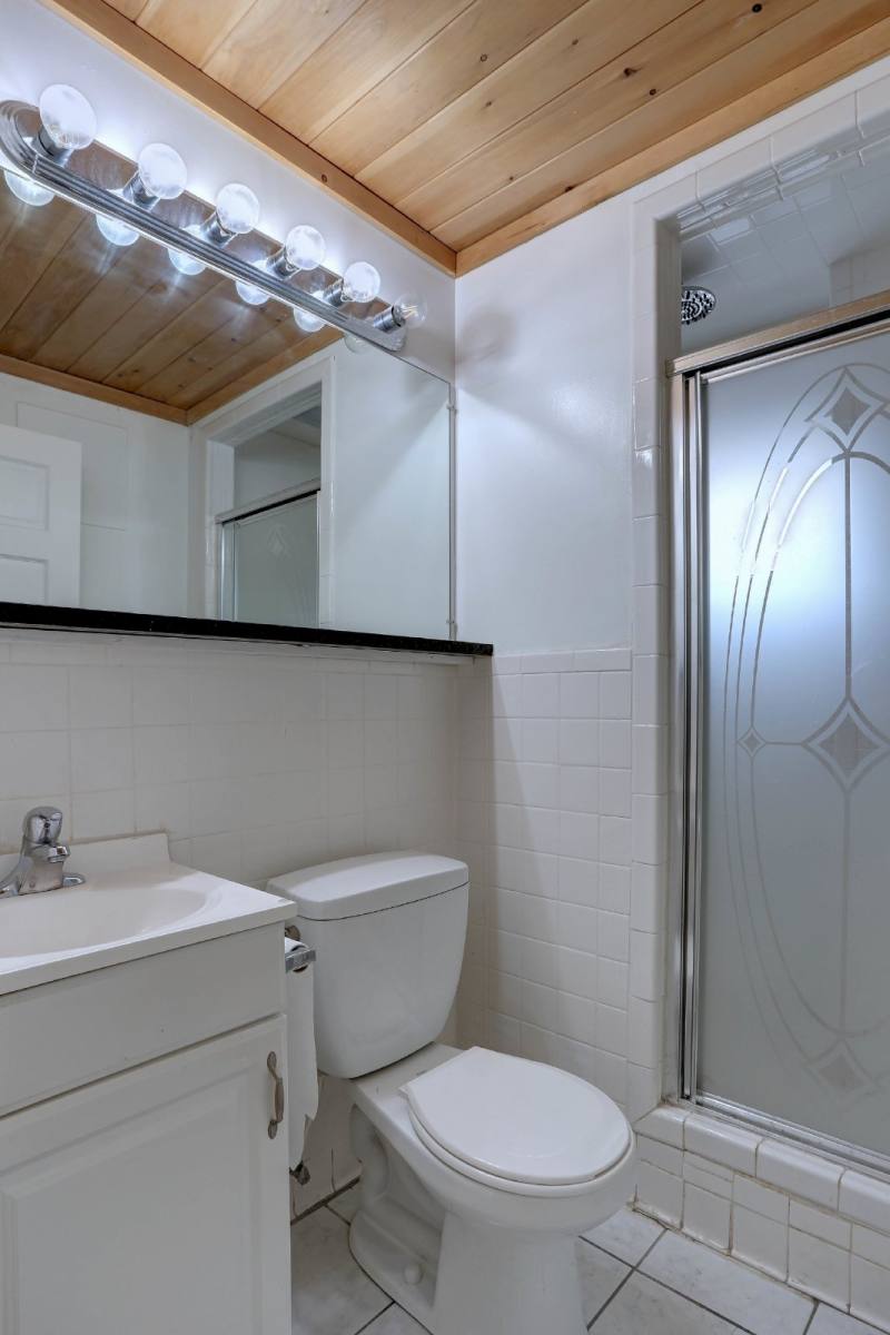 Apartment for rent at 632 S Broadway #200, Baltimore, MD 21231
