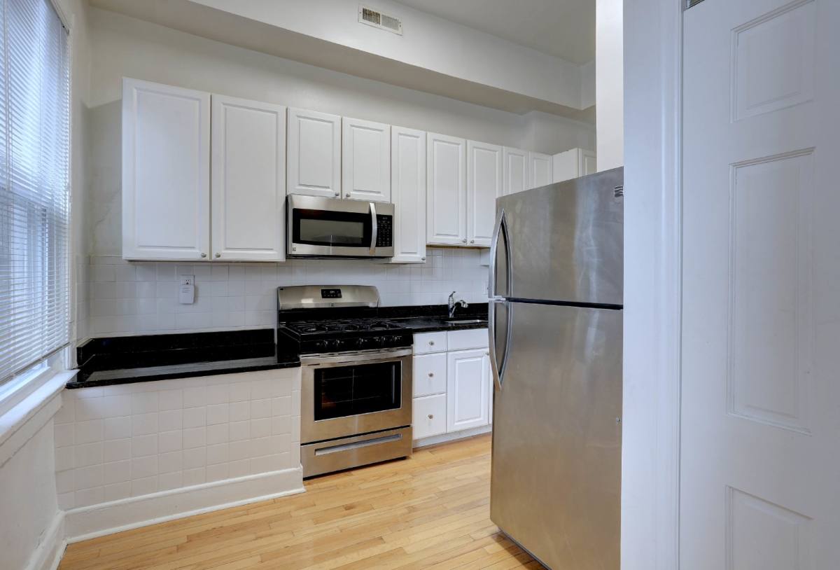 Apartment for rent at 632 S Broadway #200, Baltimore, MD 21231