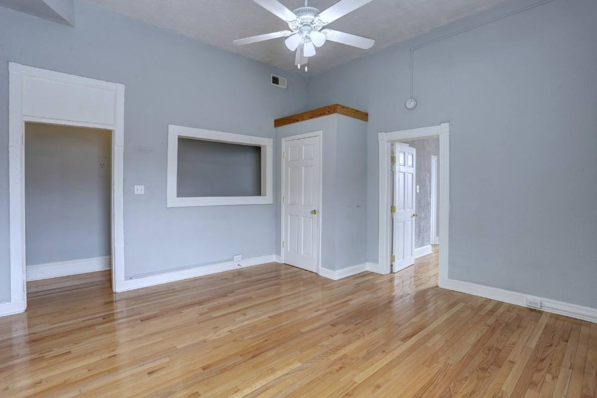 Apartment for rent at 632 S Broadway #200, Baltimore, MD 21231
