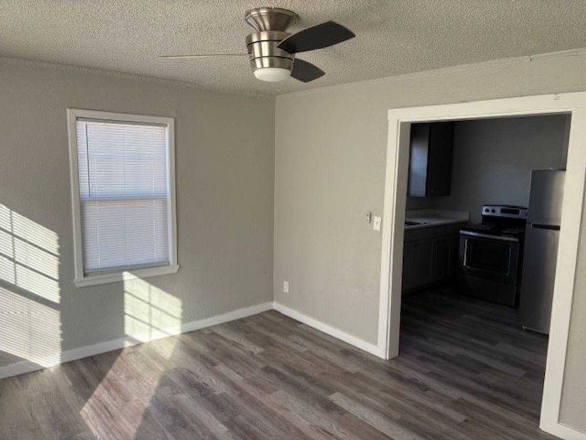Apartment for rent at 145 S Main St, Jefferson, OR 97352