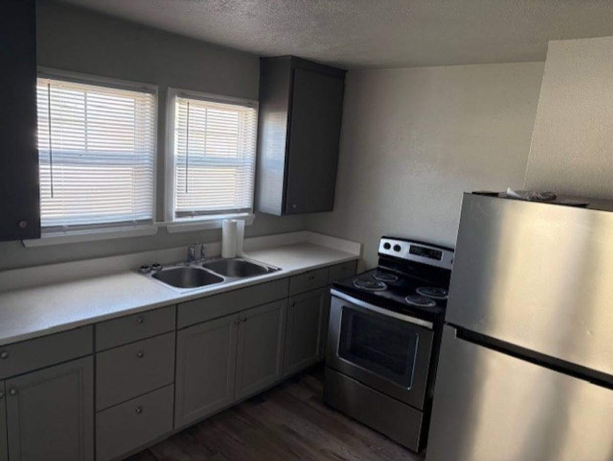 Apartment for rent at 145 S Main St, Jefferson, OR 97352