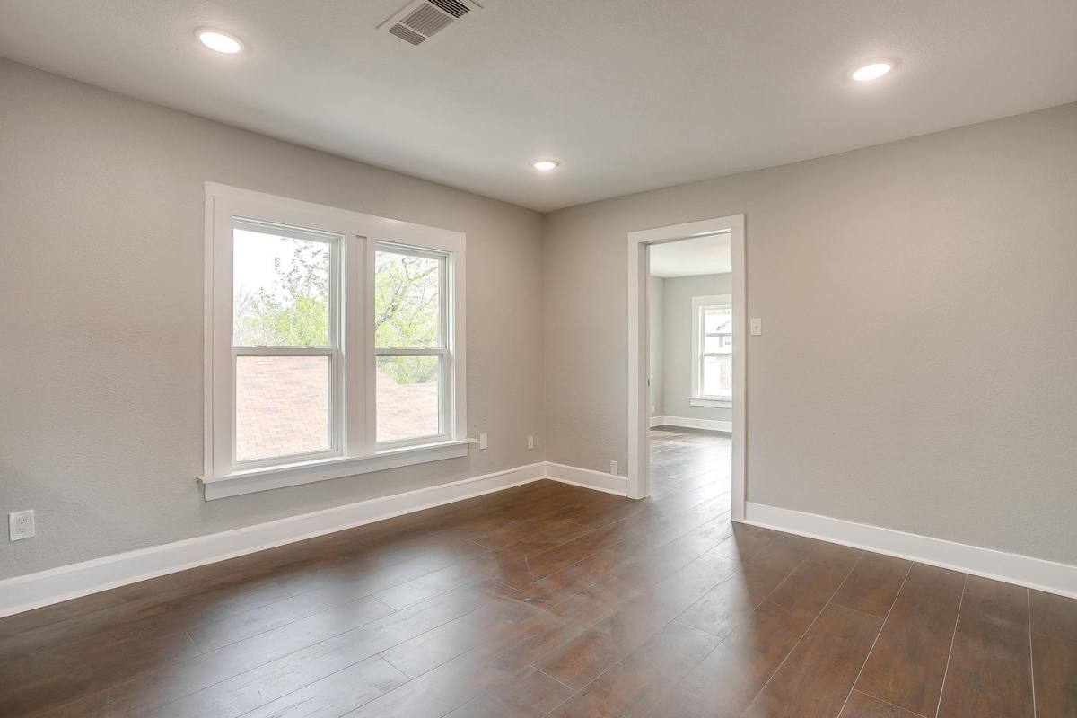 Townhouse for rent at 2932 Travis Ave, Fort Worth, TX 76110