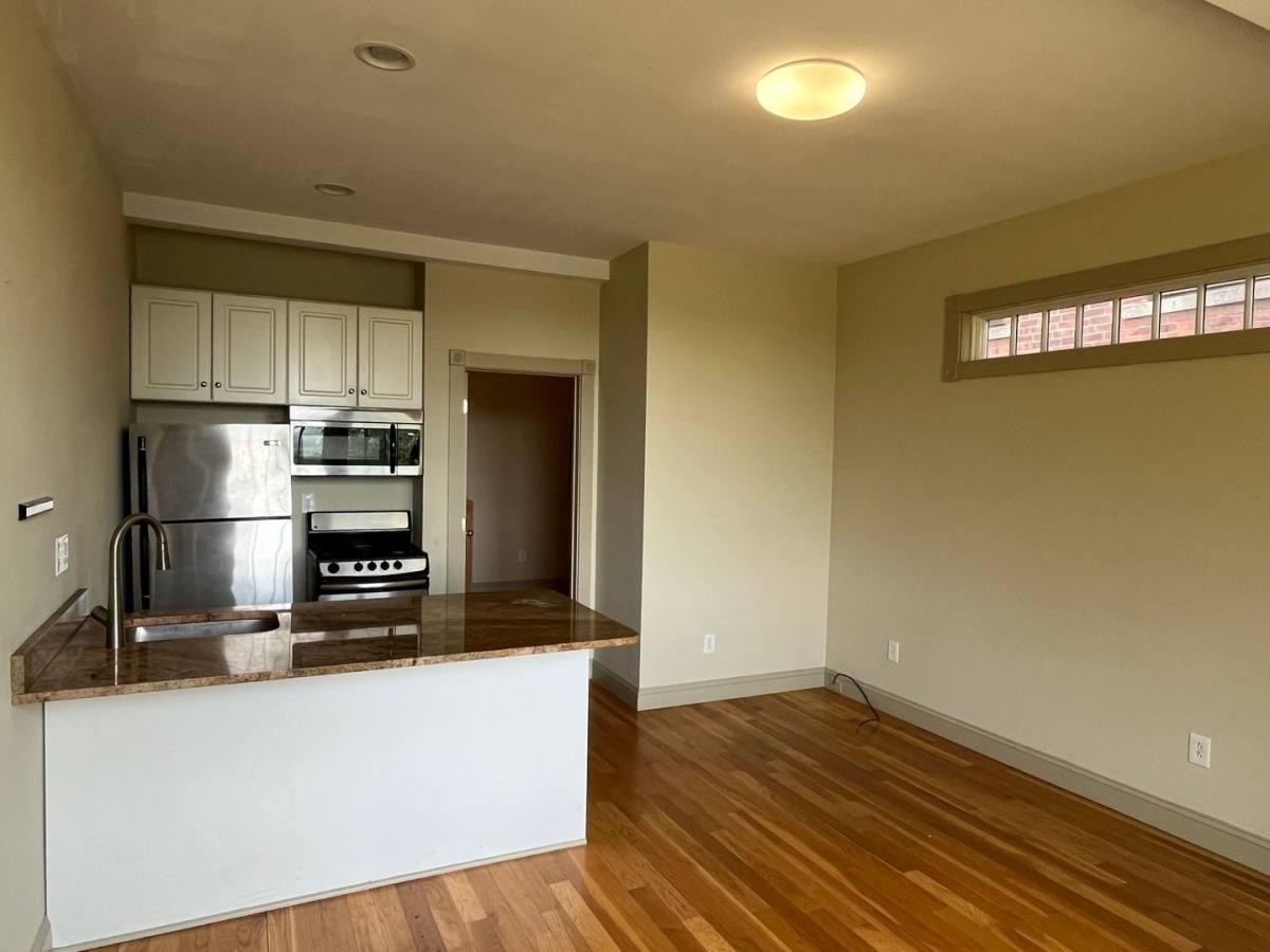 Apartment for rent at 436 Prospect St, New Haven, CT 06511