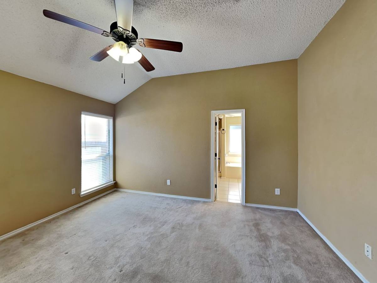 House for rent at 10517 Lone Pine Lane, Fort Worth, TX 76108
