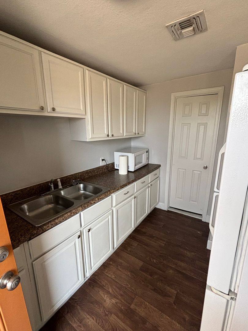 Apartment for rent at 2238 E Taylor St, Phoenix, AZ 85006