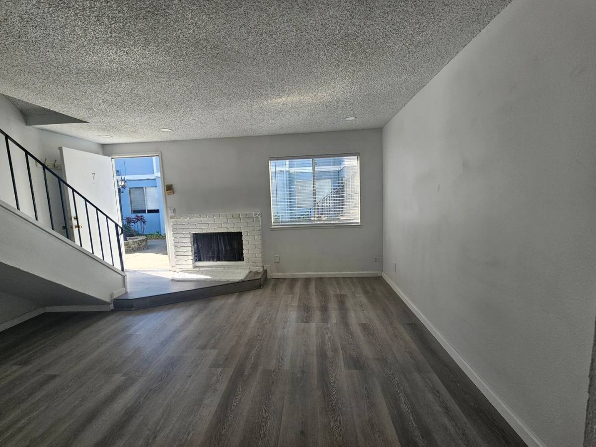 Apartment for rent at 1814 V St, Sacramento, CA 95818