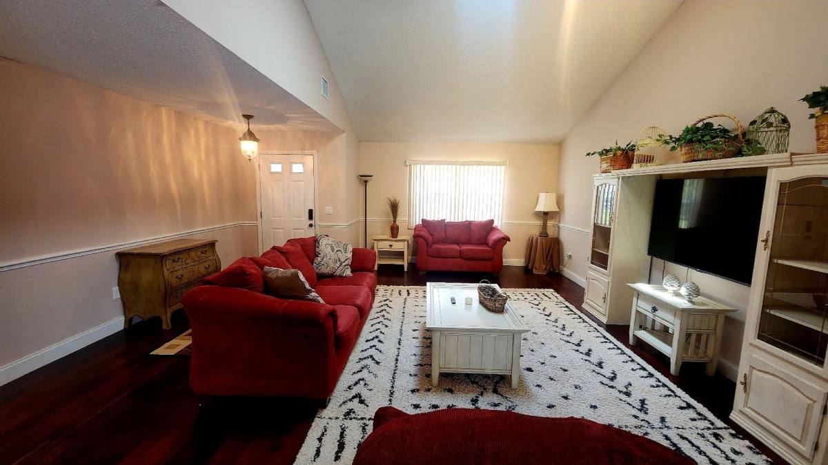 House for rent at 10 Blackfoot Court, Palm Coast, FL 32137