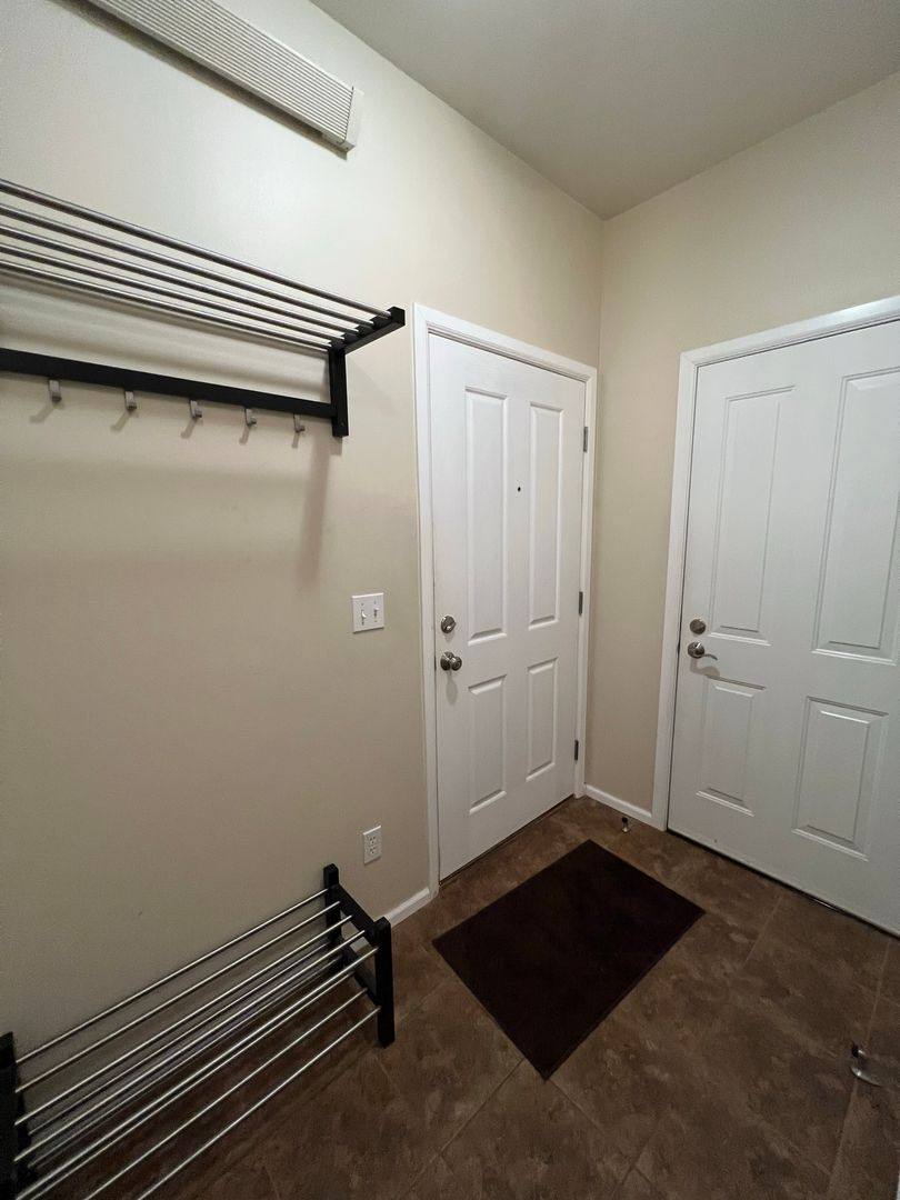 Apartment for rent at 375 Tremont Ave, Bellingham, WA 98226