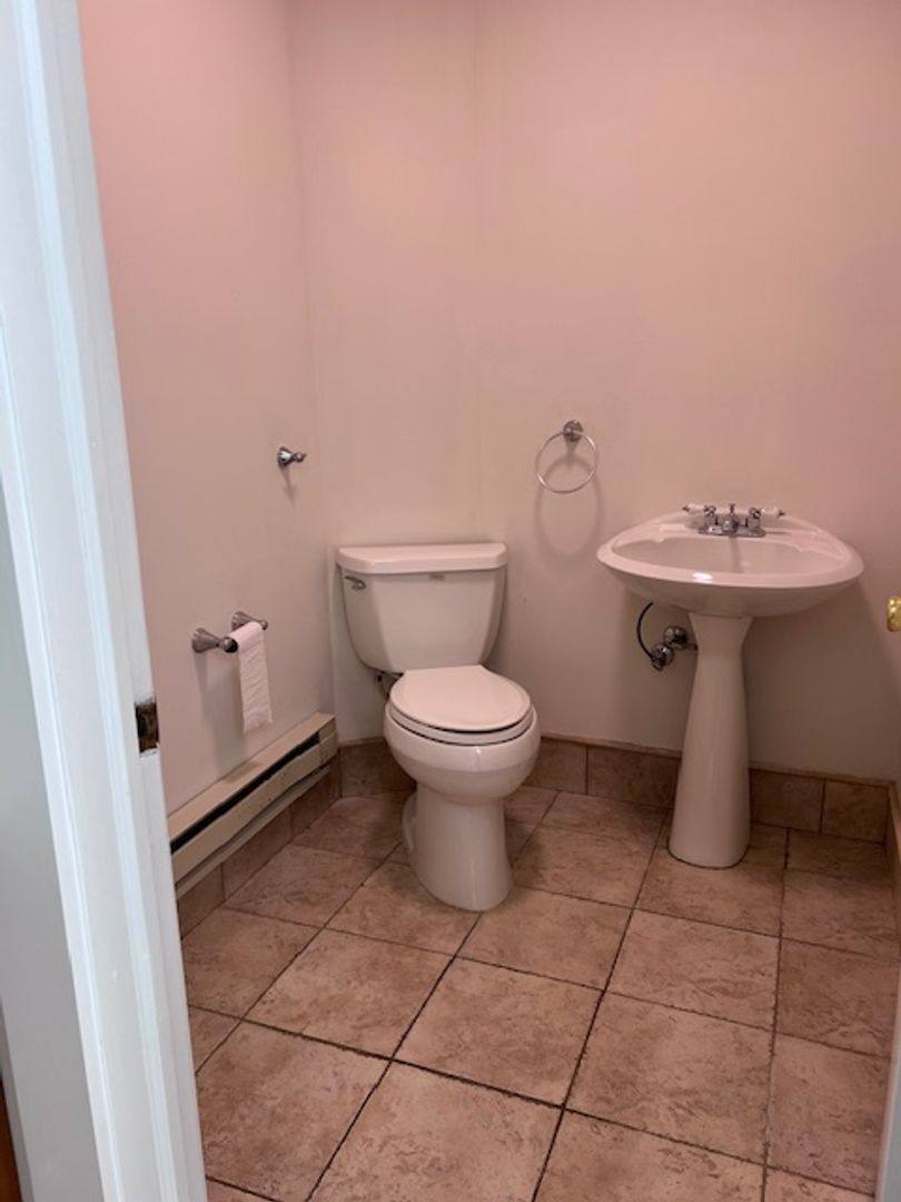 Apartment for rent at 14311 Rt9w, Ravena, NY 12143