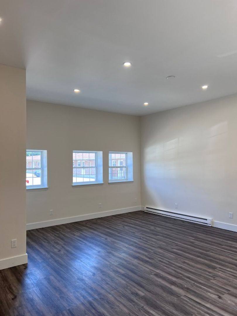 Apartment for rent at 14311 Rt9w, Ravena, NY 12143