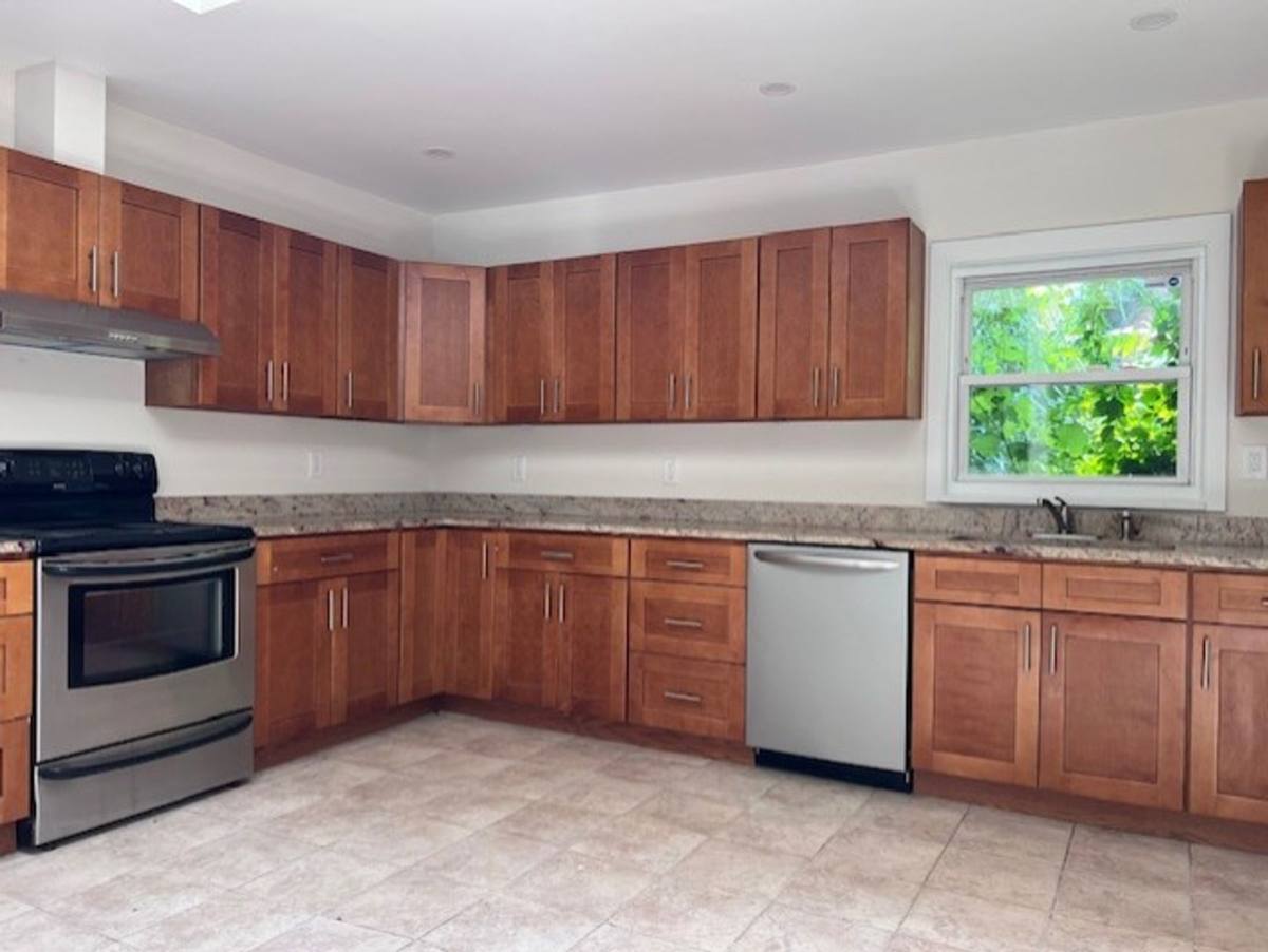 Apartment for rent at 14311 Rt9w, Ravena, NY 12143