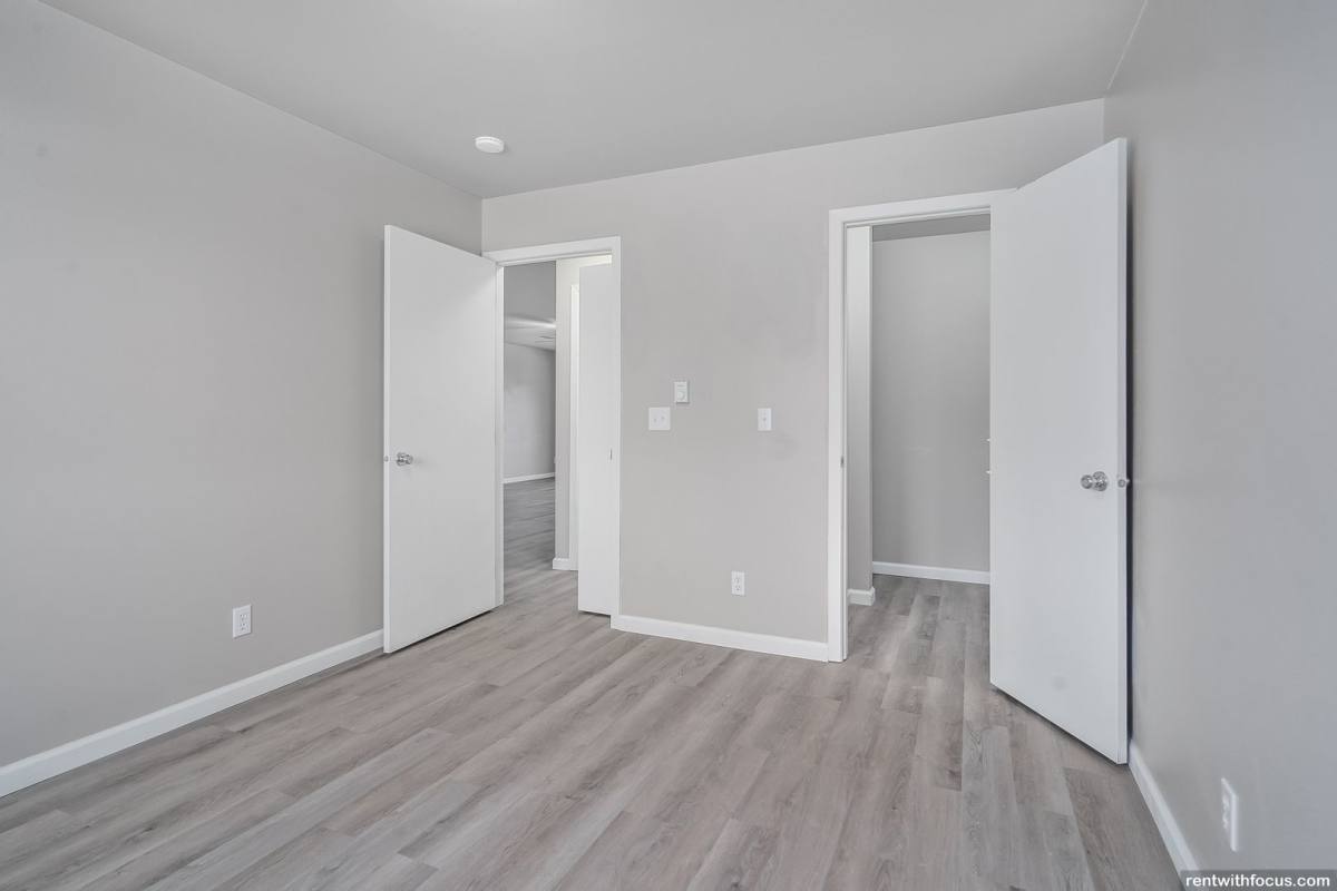 Apartment for rent at 400 Fox Shores Dr, Kaukauna, WI 54130