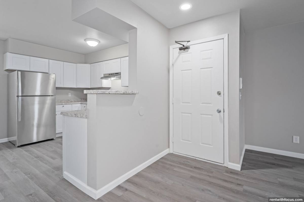 Apartment for rent at 400 Fox Shores Dr, Kaukauna, WI 54130