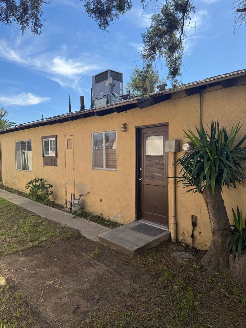 Apartment for rent at 10535 Anderson St, Loma Linda, CA 92354