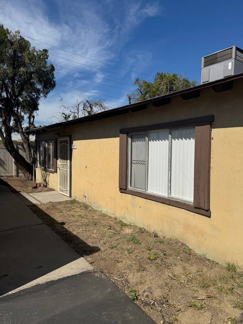 Apartment for rent at 10535 Anderson St, Loma Linda, CA 92354