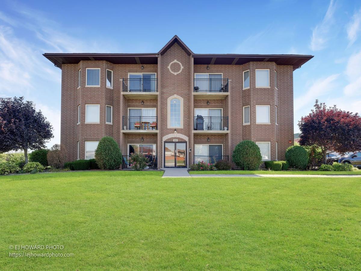 Apartment for rent at 19653 S Edinburgh Lane, Frankfort, IL 60423