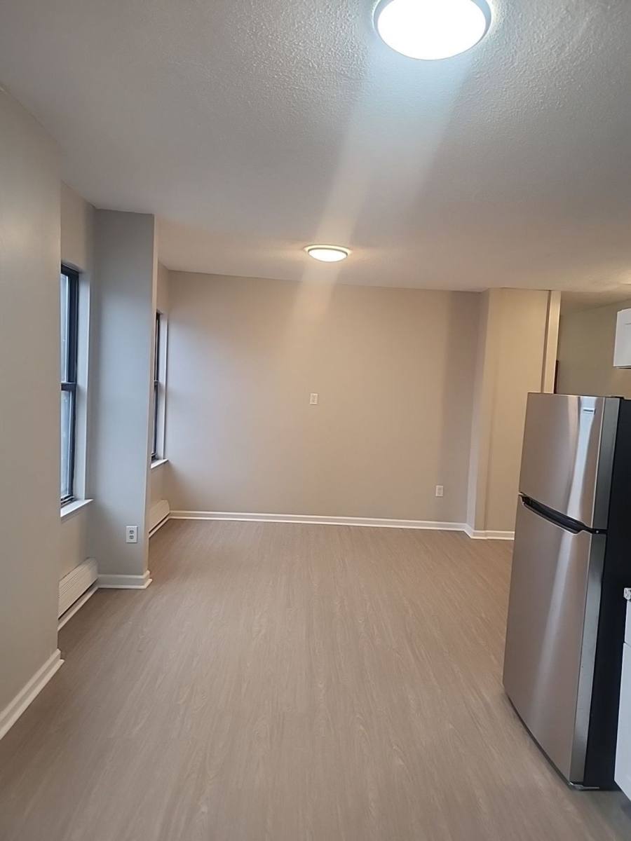 Apartment for rent at 43-45 Franklin Ave, Hartford, CT 06114