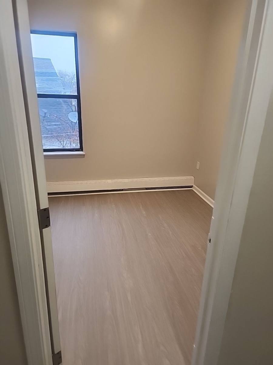 Apartment for rent at 43-45 Franklin Ave, Hartford, CT 06114