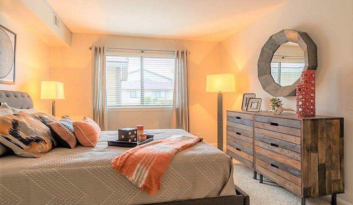 Townhouse for rent at 201 Oakley Dr N, Westmont, IL 60559