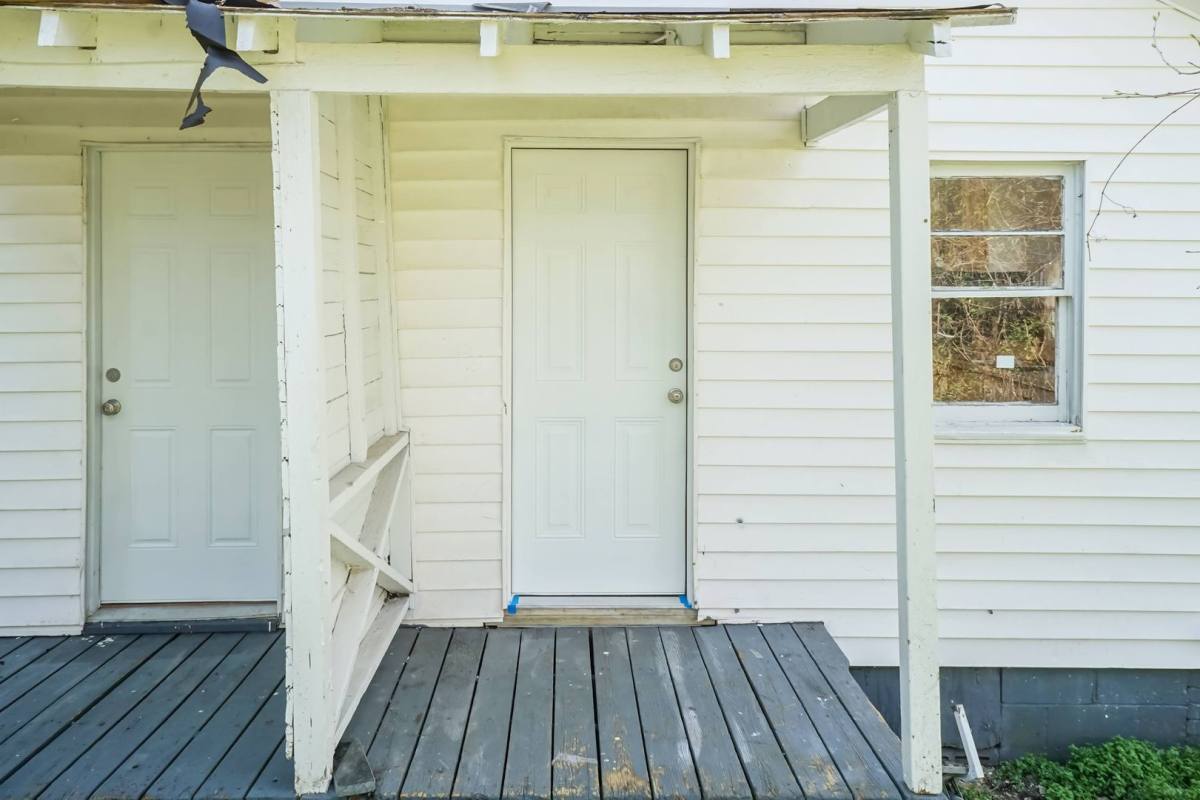 Apartment for rent at 1220 Battle St, Greenville, NC 27834