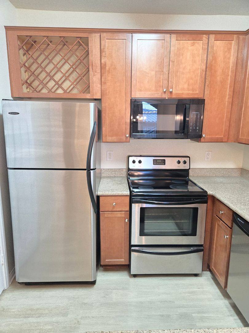 Apartment for rent at 4400 S Jones Bld, Las Vegas, NV 89103