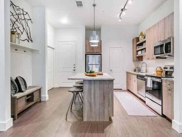 Townhouse for rent at 4500 Southridge Dr, Rowlett, TX 75088