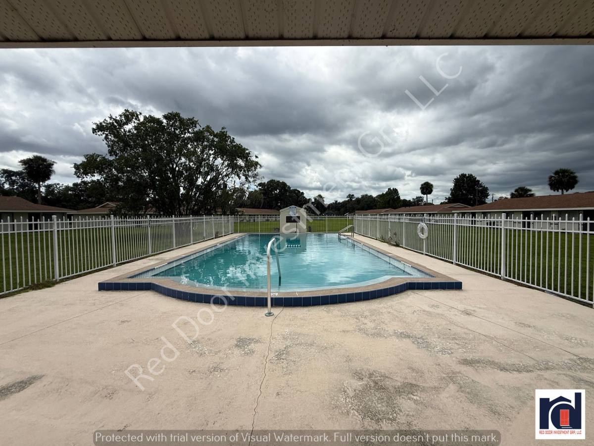 Apartment for rent at 2744 Botts Landing Rd, Deland, FL 32720