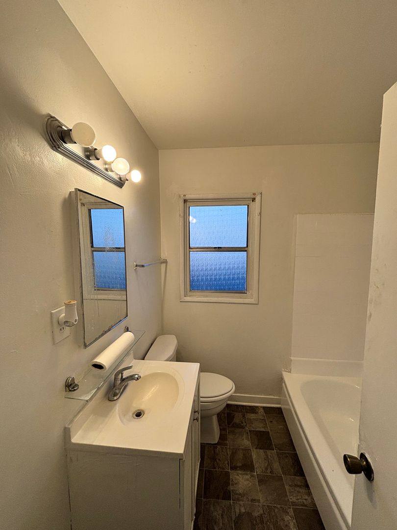 Apartment for rent at 1112 W 110th Ave, Los Angeles, CA 90044
