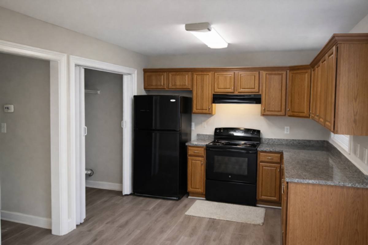 3520 Byrnes St, Charlotte, NC 28205 - Townhouse for Rent - Image 2