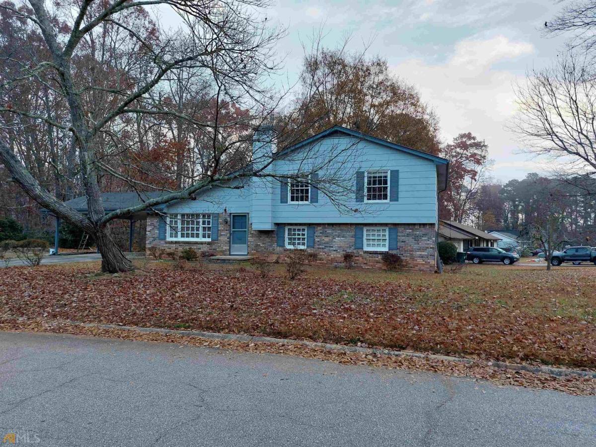 House for rent at 710 Georgia Ave, Fayetteville, GA 30214