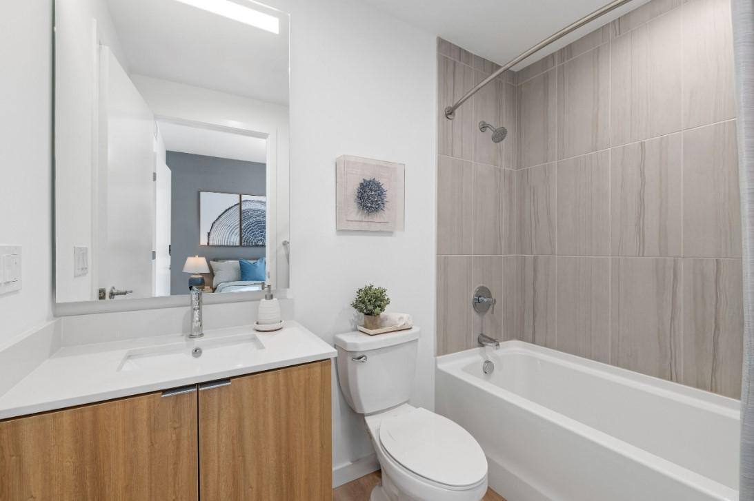 Apartment for rent at The Edge, 201 Clearwater Dr, West Palm Beach, FL 33401