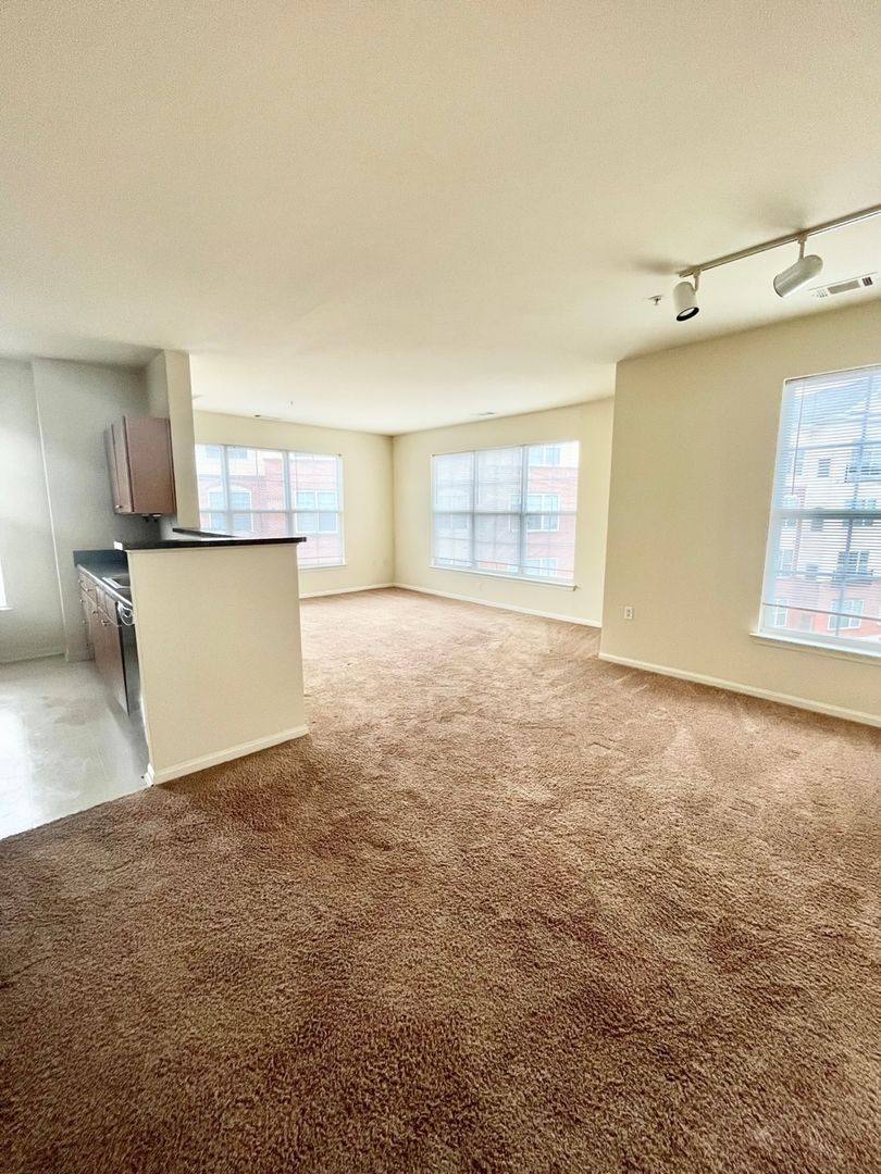 Apartment for rent at 400 Blake St, New Haven, CT 06515