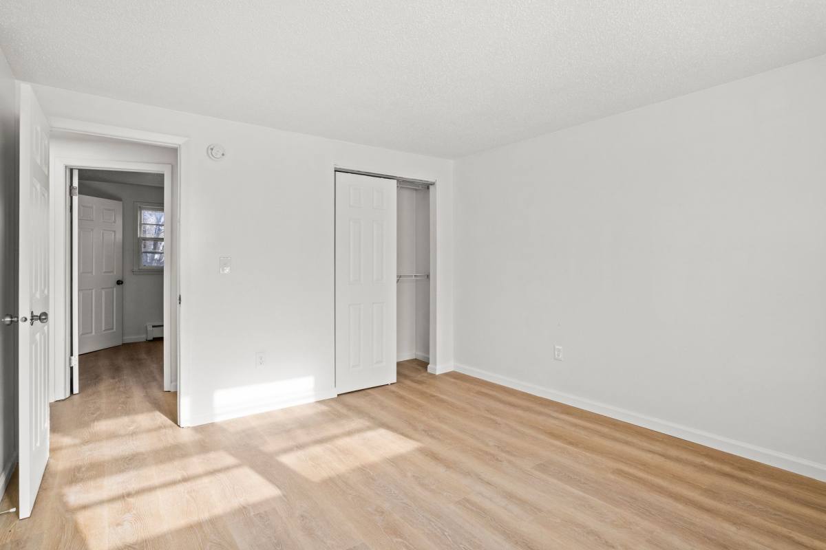 Townhouse for rent at 5000 Oak Crest Courtyard, Syracuse, NY 13219
