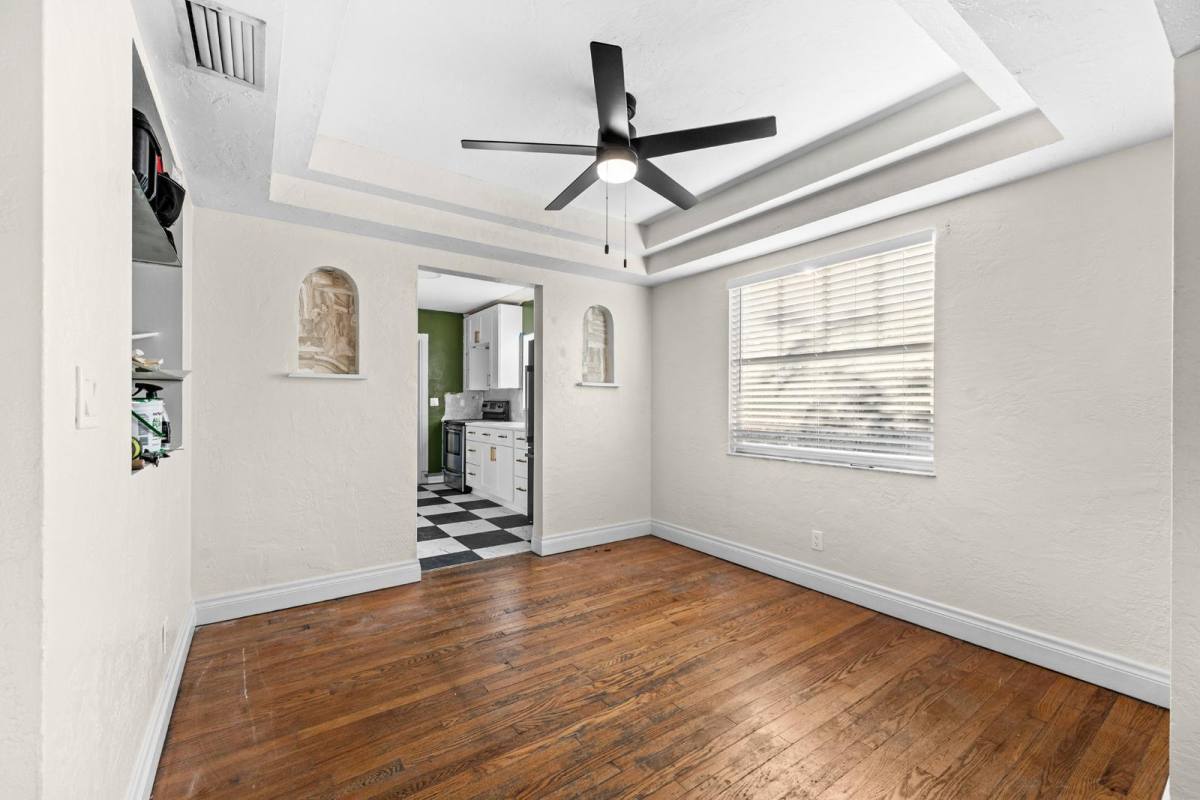 House for rent at 4514 9th Ave N, Saint Petersburg, FL 33713