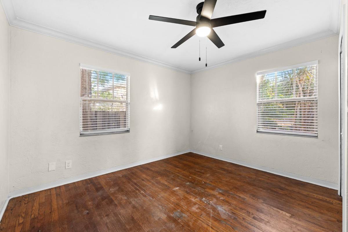 House for rent at 4514 9th Ave N, Saint Petersburg, FL 33713