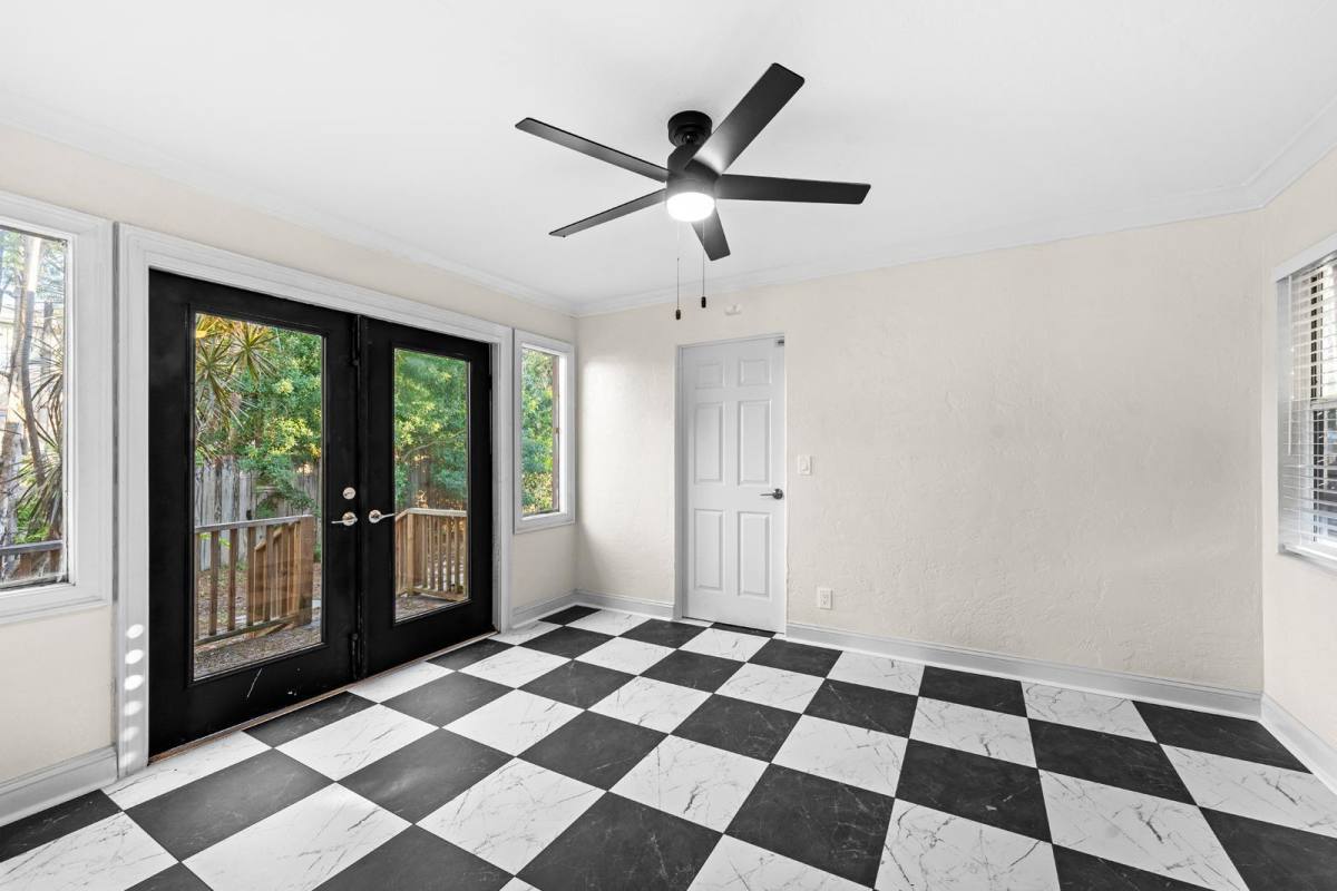 House for rent at 4514 9th Ave N, Saint Petersburg, FL 33713