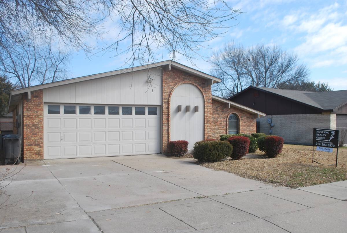 House for rent at 4205 Buckeye St, Fort Worth, TX 76137