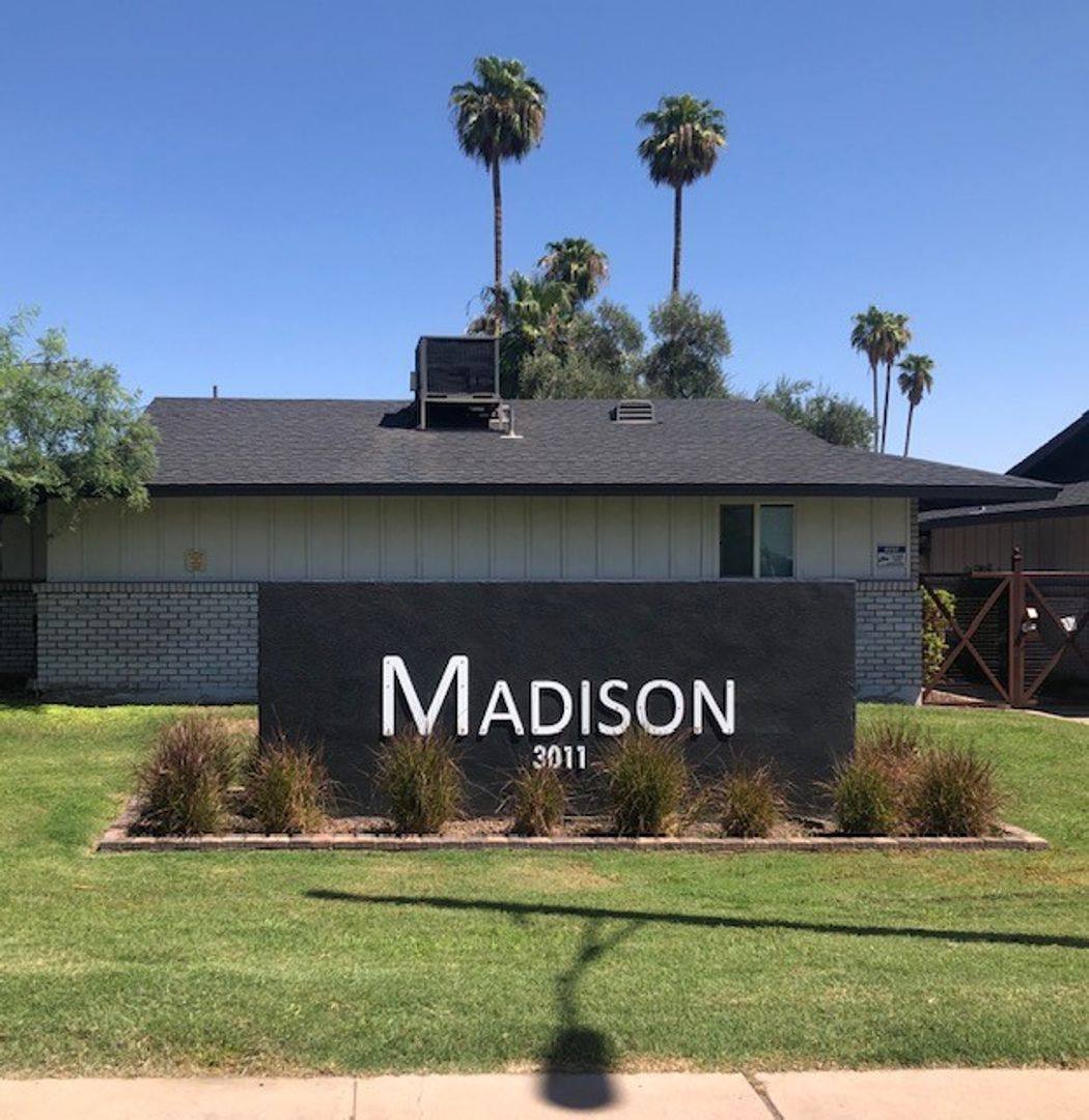 Apartment for rent at 3011 N 38th St, Phoenix, AZ 85018