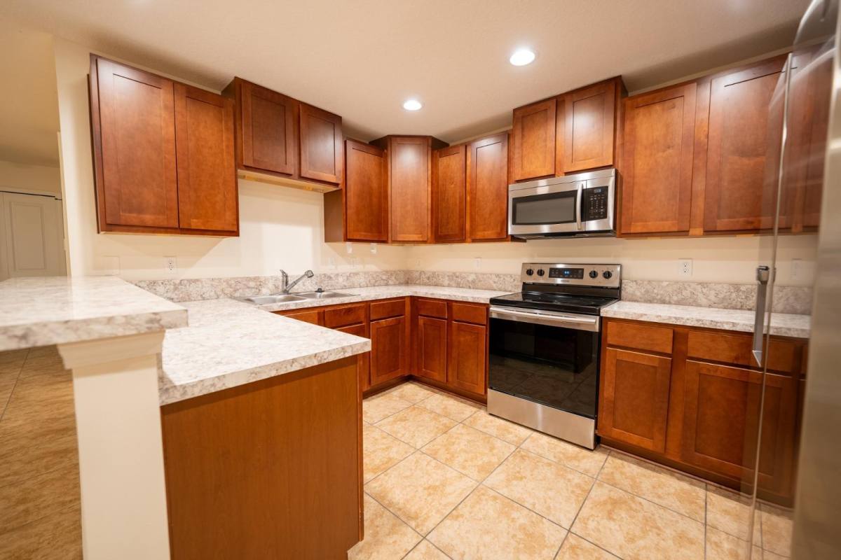 Apartment for rent at 806 Oak St, Green Cove Springs, FL 32043
