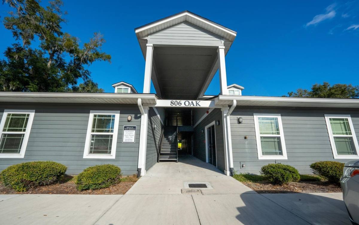Apartment for rent at 806 Oak St, Green Cove Springs, FL 32043