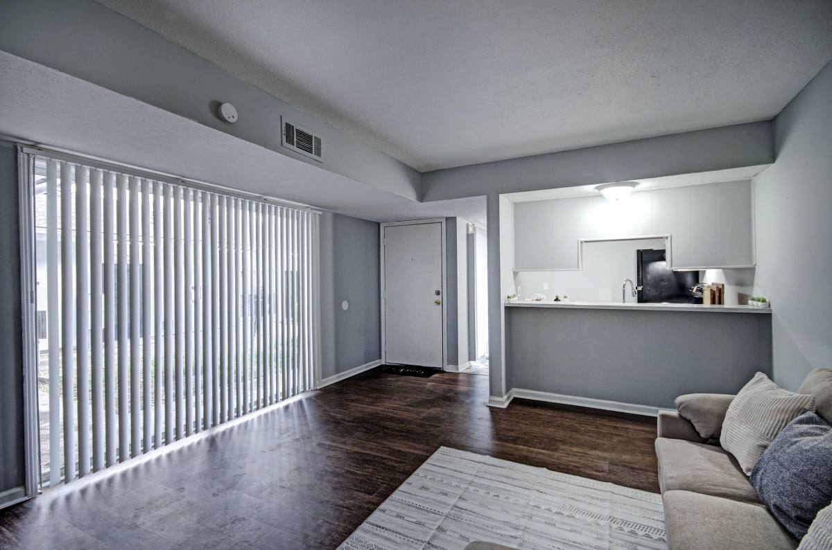 Apartment for rent at 225 W McDowell Rd, Jackson, MS 39204