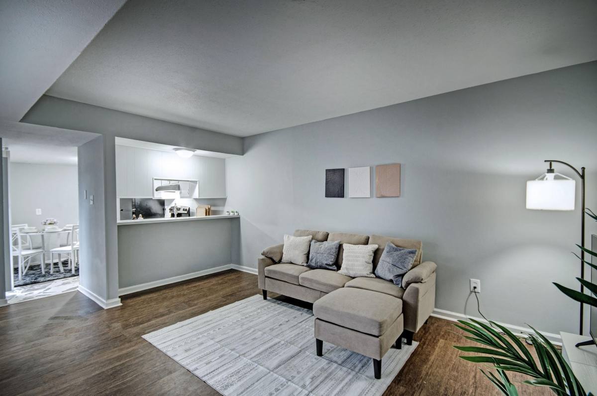 Apartment for rent at 225 W McDowell Rd, Jackson, MS 39204