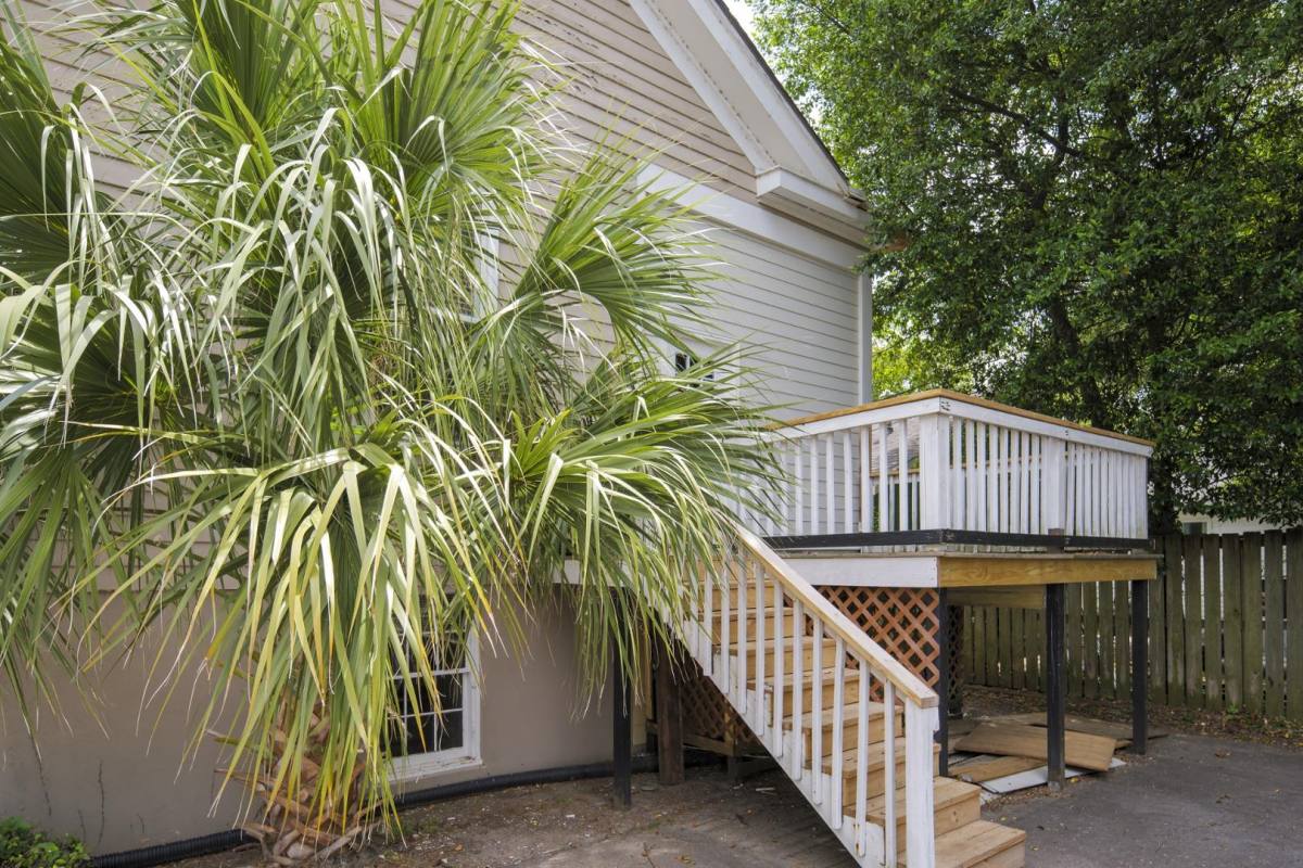 Apartment for rent at 1921 Pickens St, Columbia, SC 29205