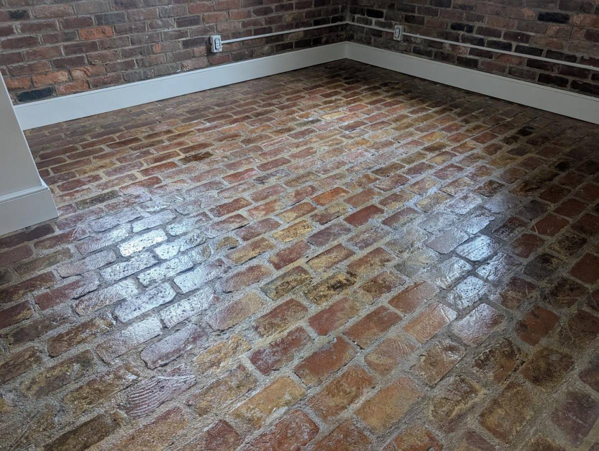 Apartment for rent at 1921 Pickens St, Columbia, SC 29205