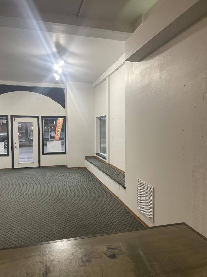Apartment for rent at 170 N Main, Toledo, OR 97391