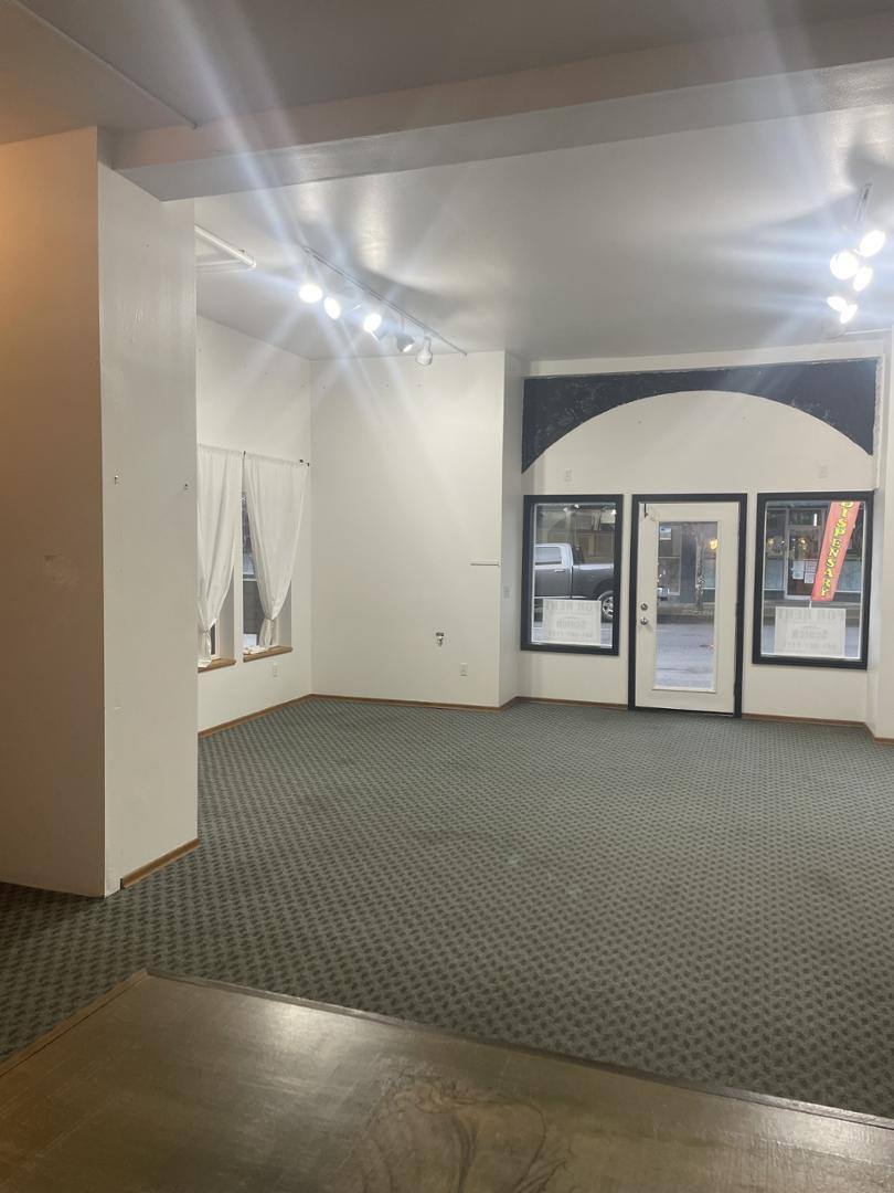 Apartment for rent at 170 N Main, Toledo, OR 97391