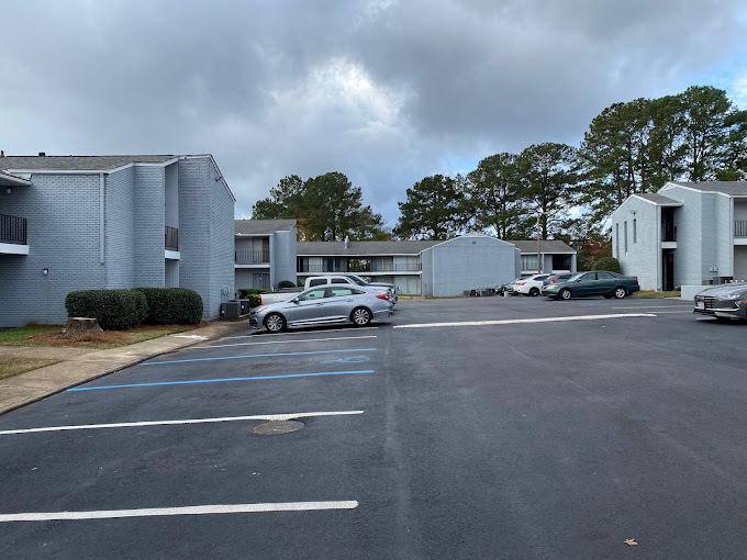 Apartment for rent at 225 W McDowell Rd, Jackson, MS 39204